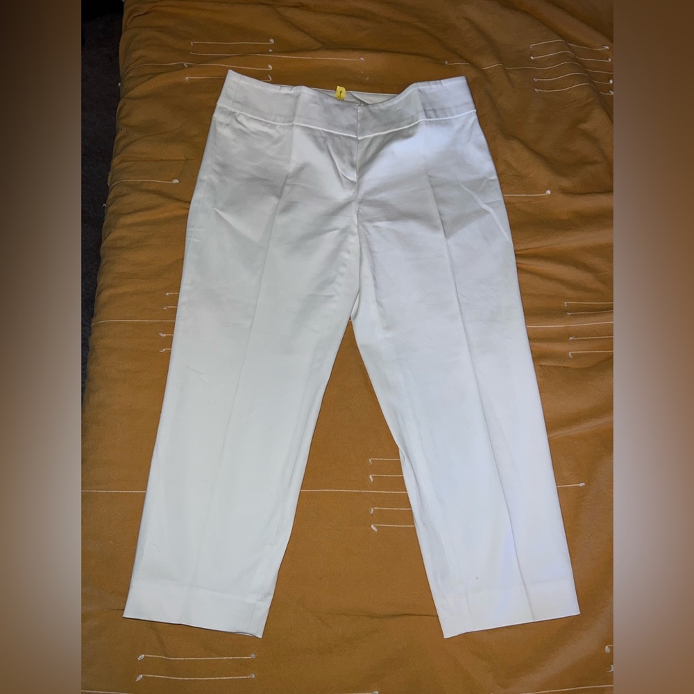 Ann Taylor LOFT Marisa Riviera in White Stretch Cotton Cropped Pants Size 0P